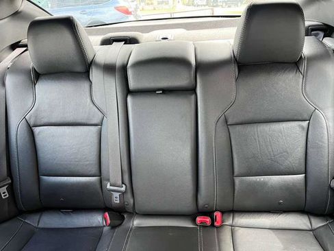 Used 2015 Ford Taurus SEL w/ Equipment Group 201A FWD image 26