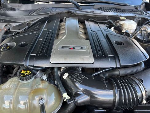 Used 2018 Ford Mustang GT image 31