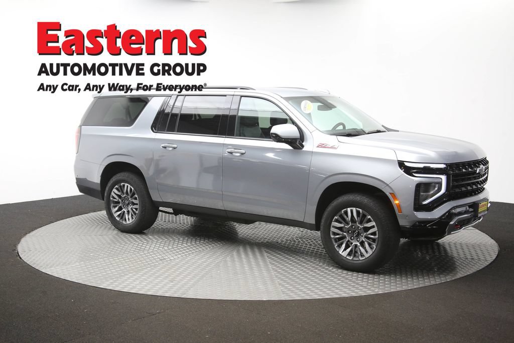 Used 2025 Chevrolet Suburban Z71 AWD/4WD image 53