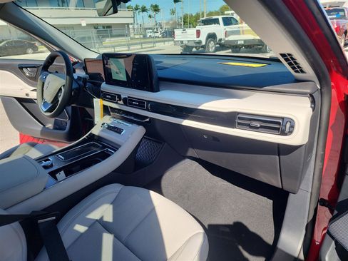 New 2025 Lincoln Aviator Reserve w/ Illumination Package RWD image 18