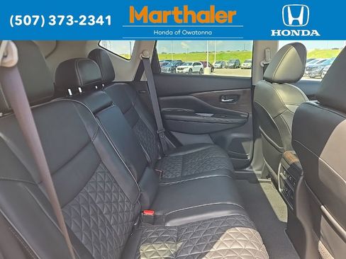 Used 2020 Nissan Murano Platinum AWD/4WD image 16