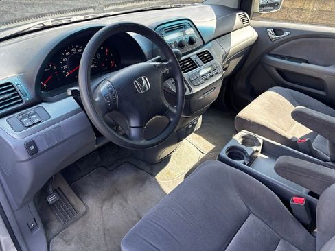 Used 2005 Honda Odyssey EX image 10