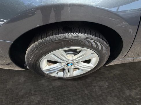 Used 2017 BMW 330i xDrive Sedan AWD/4WD image 40