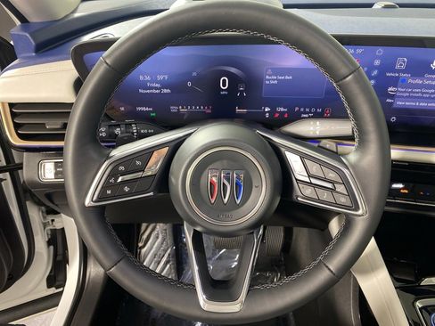 Used 2024 Buick Envision Avenir image 15