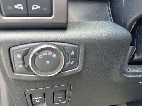 Used 2020 Ford F150 XLT w/ Equipment Group 302A Luxury AWD/4WD image 14