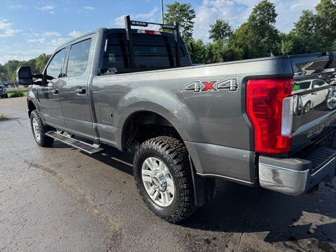 Used 2018 Ford F250 XLT w/ XLT Value Package AWD/4WD image 10