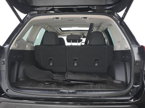 Used 2024 Subaru Forester Premium AWD/4WD image 16