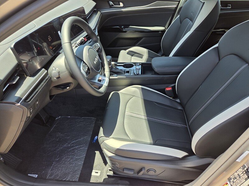 New 2026 Kia K5 GT-Line FWD image 6