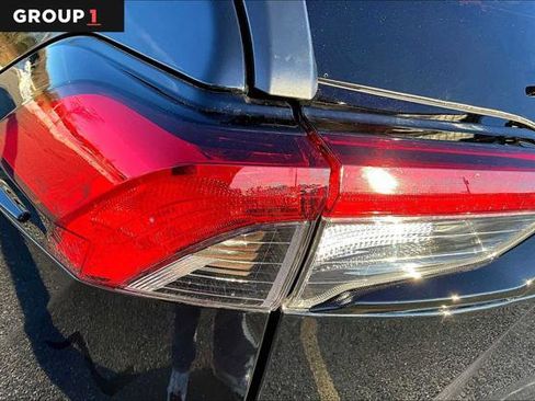 Certified 2025 Toyota RAV4 LE image 27