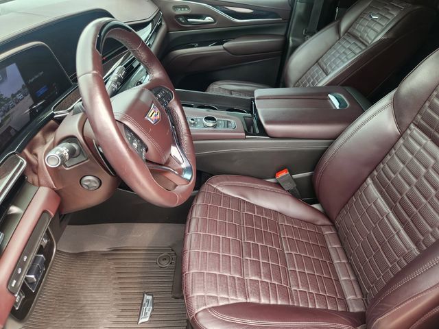 Used 2023 Cadillac Escalade ESV Sport Platinum w/ LPO, ONYX Package RWD image 10