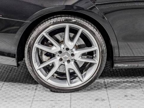 Used 2019 Mercedes-Benz E 53 AMG 4MATIC Sedan image 36