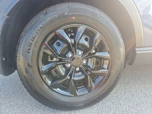 Used 2024 Honda CR-V LX image 11