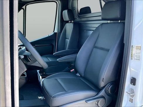 New 2026 Mercedes-Benz Sprinter 2500 image 12