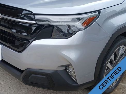 Certified 2025 Subaru Forester Touring AWD/4WD image 30