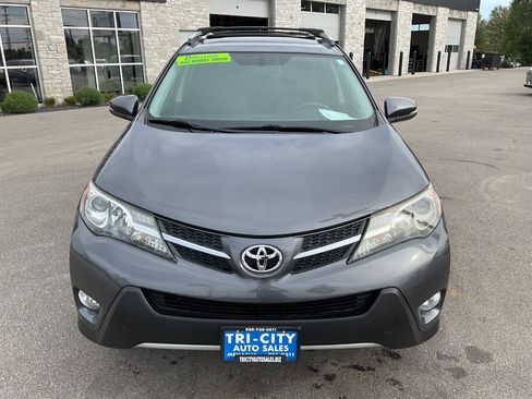Used 2014 Toyota RAV4 XLE AWD/4WD image 12