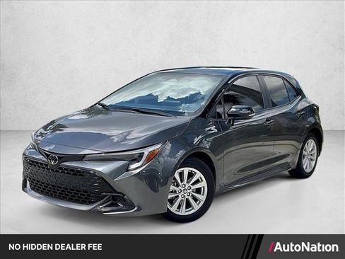 Used 2025 Toyota Corolla SE FWD image 1