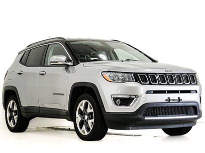 Used 2018 Jeep Compass Limited w/ Navigation Group