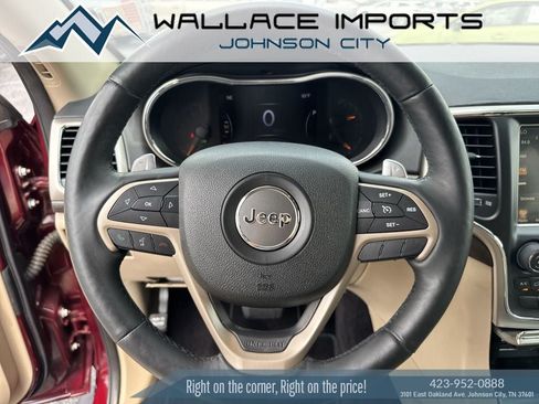 Used 2017 Jeep Grand Cherokee Laredo w/ Quick Order Package 23E AWD/4WD image 27