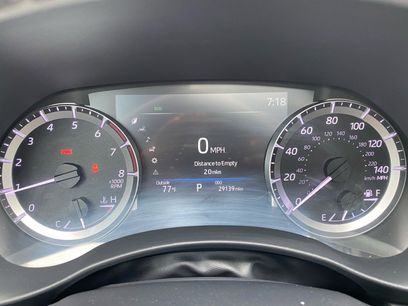 Used 2024 Toyota Highlander XLE