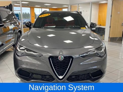 Used 2024 Alfa Romeo Stelvio Ti w/ Performance Driving Package image 2