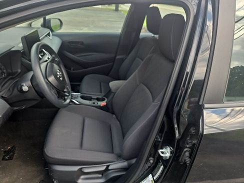 Used 2024 Toyota Corolla LE FWD image 5