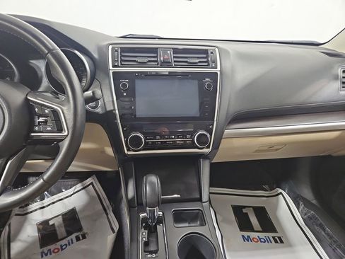 Used 2018 Subaru Legacy 3.6R Limited AWD/4WD image 18