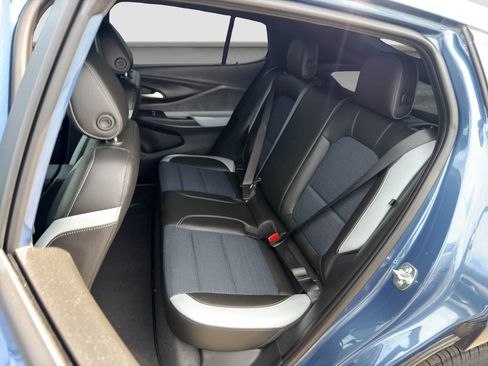 Used 2025 Buick Envista Preferred w/ Convenience I Package FWD image 13