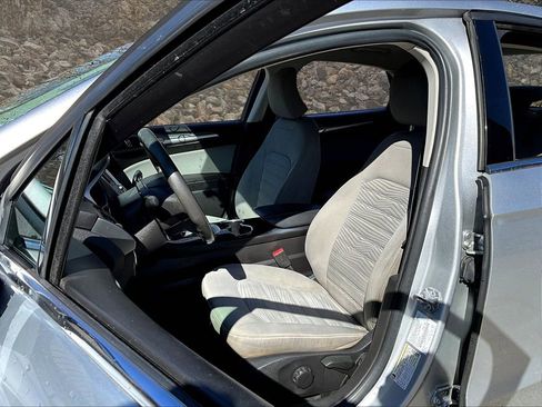 Used 2016 Ford Fusion S image 22