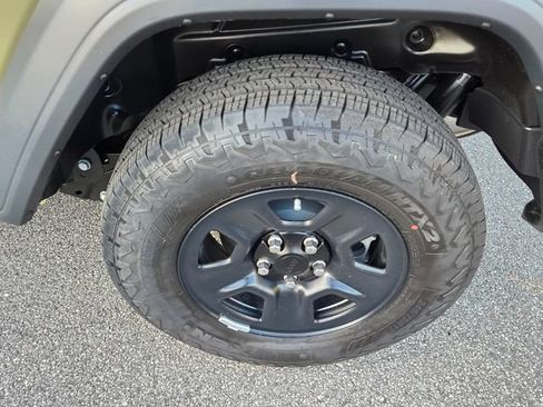 Used 2026 Jeep Wrangler Sport AWD/4WD image 7