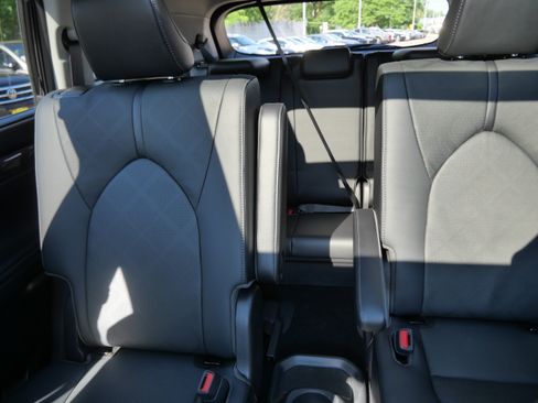 Used 2021 Toyota Highlander Platinum AWD/4WD image 14