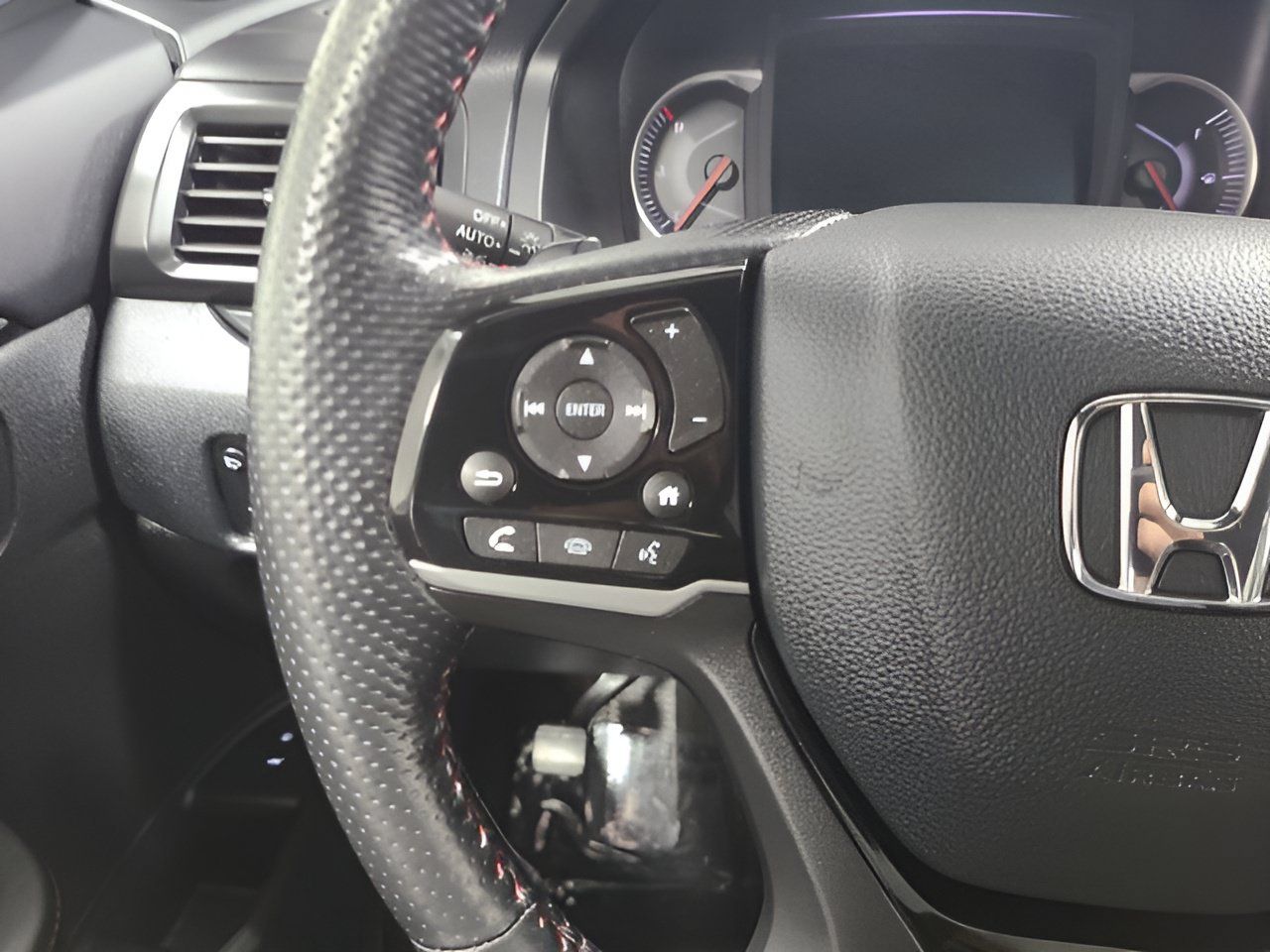 Used 2024 Honda Passport Black Edition image 26