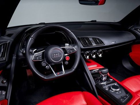 Used 2022 Audi R8 V10 performance image 33