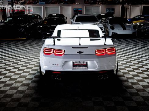 Used 2019 Chevrolet Camaro ZL1 image 63
