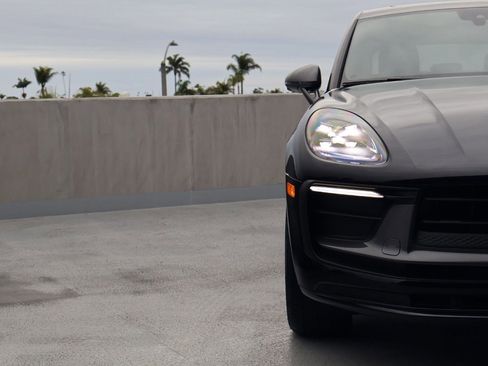 New 2026 Porsche Macan Turbo image 12