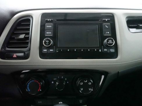 Certified 2021 Honda HR-V LX image 20