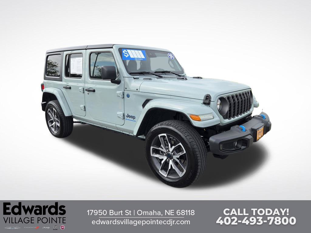 Used 2024 Jeep Wrangler Unlimited AWD/4WD image 1