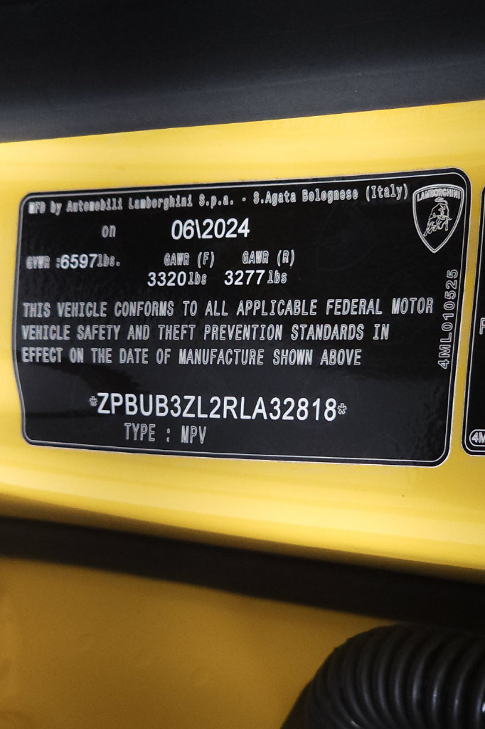 Used 2024 Lamborghini Urus S AWD/4WD image 50