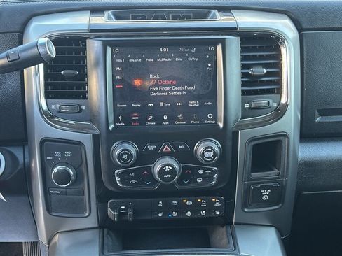 Used 2018 RAM 2500 Laramie w/ Sport Appearance Group AWD/4WD image 15
