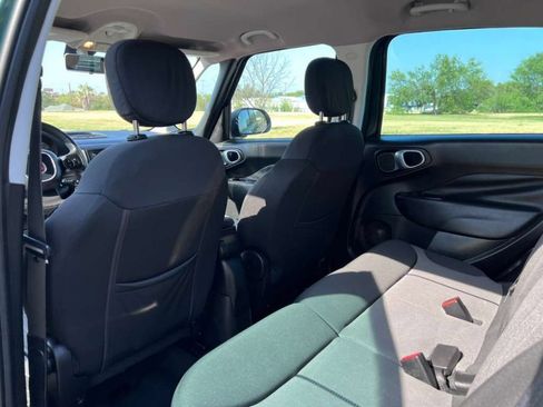 Used 2015 FIAT 500L Trekking FWD image 25