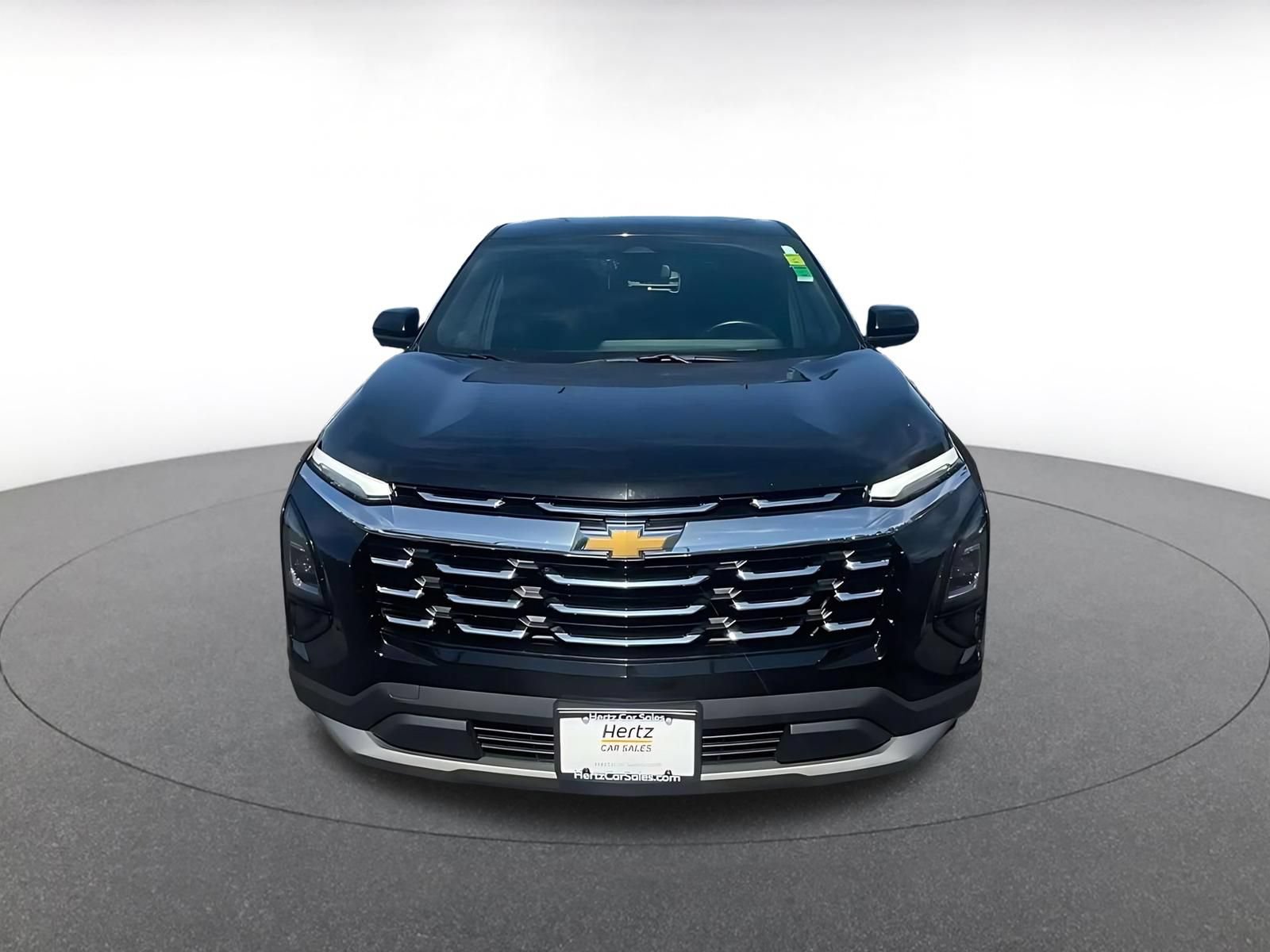 Used 2025 Chevrolet Equinox LT FWD image 4