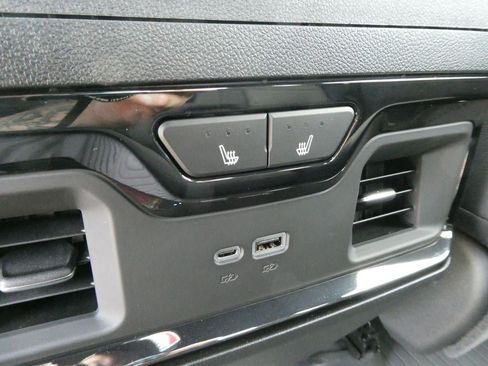 New 2026 Chevrolet Silverado 2500 ZR2 w/ ZR2 Bison Edition AWD/4WD image 16