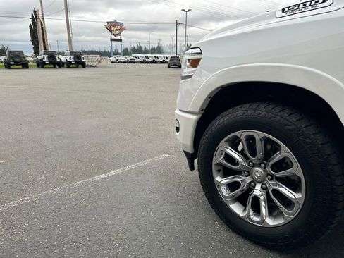 Used 2019 RAM 1500 Limited image 24