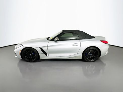 Used 2020 BMW Z4 M40i w/ Executive Package image 8