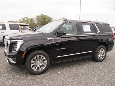 Used 2025 GMC Yukon Denali image 4