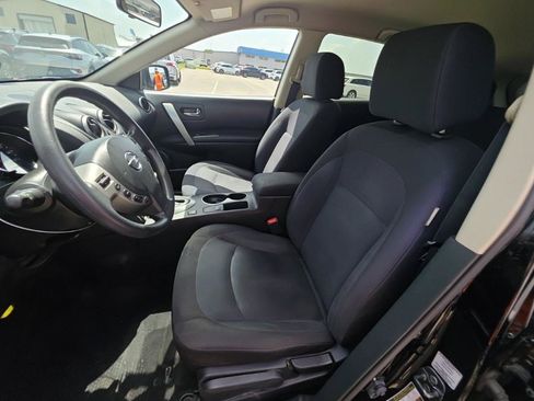Used 2015 Nissan Rogue S w/ Convenience Package AWD/4WD image 8