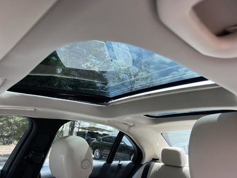 Used 2018 Mercedes-Benz C 300 Sedan w/ Premium Package image 27