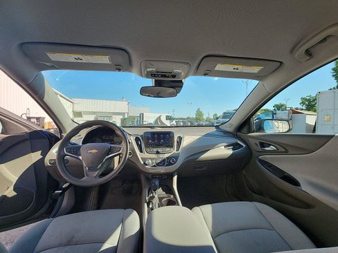 Used 2023 Chevrolet Malibu LS FWD image 18