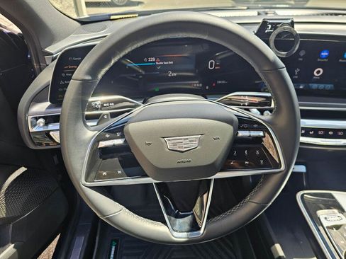 Used 2024 Cadillac Lyriq Tech RWD image 30