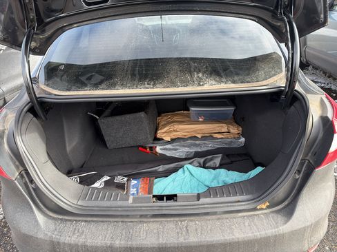 Used 2014 Ford Focus SE w/ Equipment Group 201A image 7