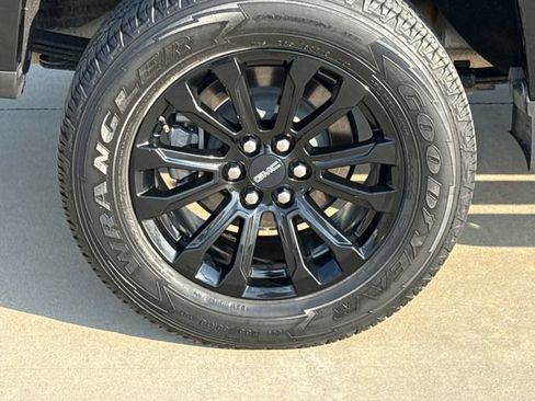 Used 2021 GMC Canyon Elevation Standard w/ Convenience Package RWD image 9